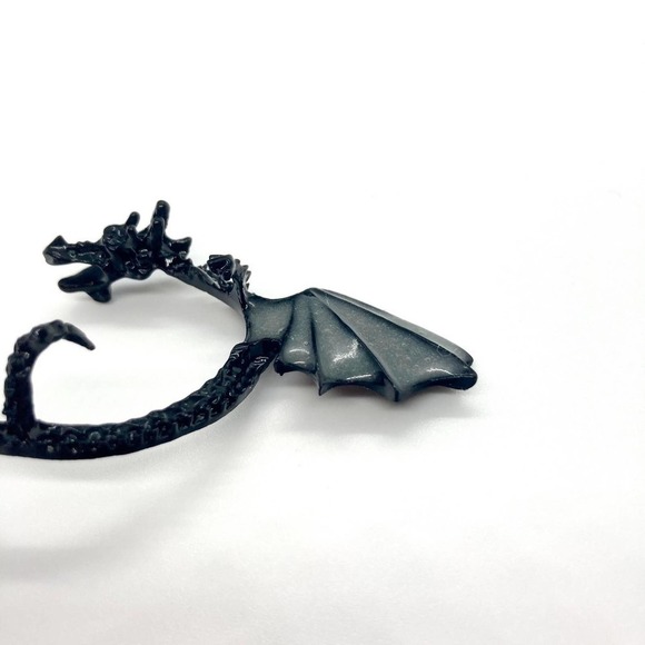 Single Left Ear Black Dragon Wrap Cuff Earring - Picture 6 of 9